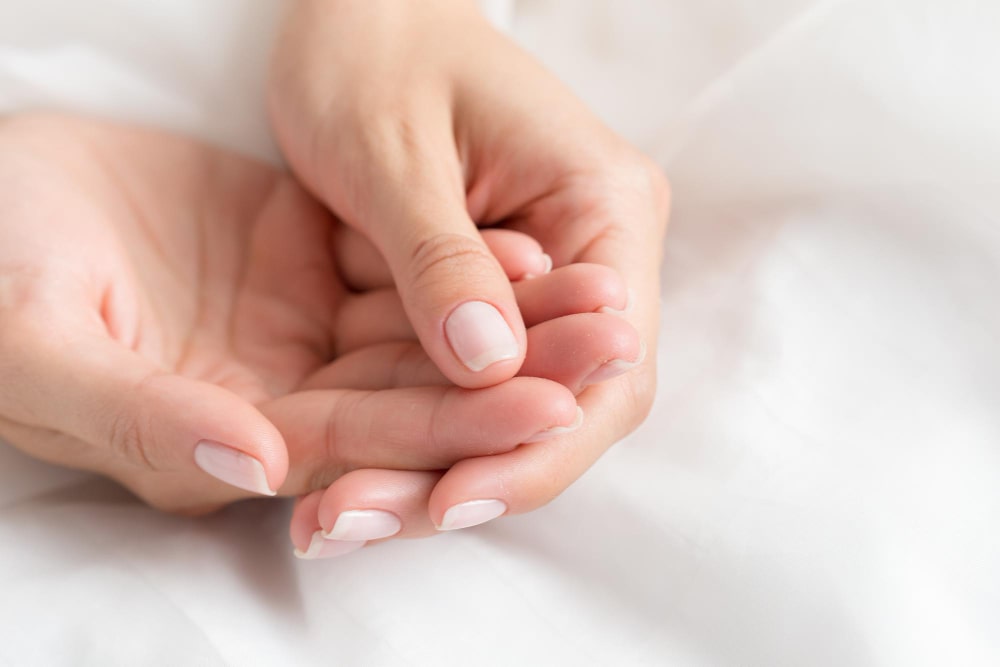 Grzybica paznokci – objawy i leczenie